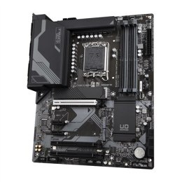 Gigabyte | Z790 D DDR4 1.0 M/B | Rodzina procesorów Intel | Gniazdo procesora LGA1700 | DDR4 DIMM | Gniazda pamięci 4 | Obsługiw