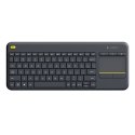 Logitech | K400 Plus | Klawiatura z gładzikiem | Bezprzewodowa | NL | Czarna | Port USB | 380 g