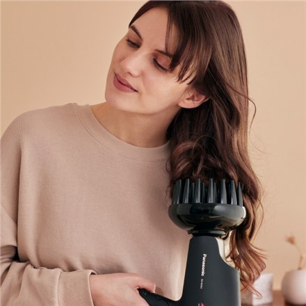 Panasonic | Suszarka do włosów | EH-NA9J-K825 Nanoe | 1800 W | Liczba ustawień temperatury 4 | Dysza dyfuzora | Czarny/złoty