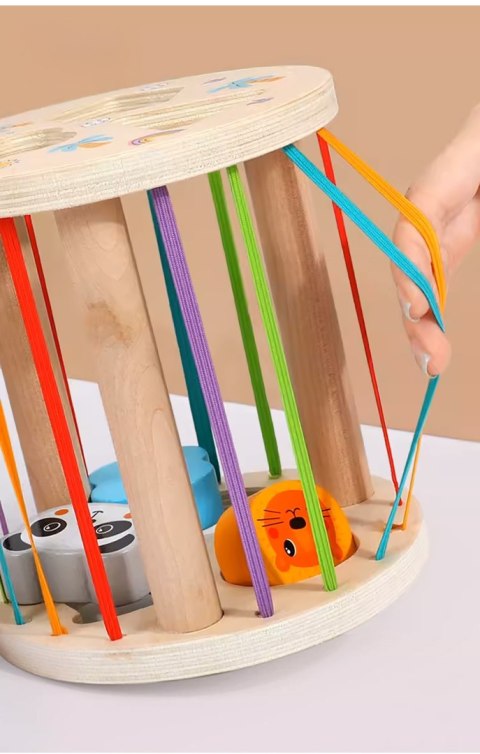 DREWNIANY SORTER KLOCKÓW ELASTYCZNA KOSTKA SENSORYCZNA MONTESSORI GUMKI 6 KLOCKÓW