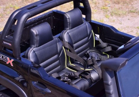 ORYGINALNA TOYOTA HILUX, 2X12V10AH W WALIZCE,MP4, LAKIER, FULL OPCJA 4X4 /DKHL850