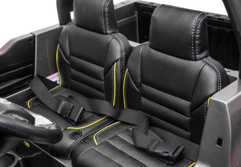 ORYGINALNA TOYOTA HILUX, 2X12V10AH W WALIZCE,MP4, LAKIER, FULL OPCJA 4X4 /DKHL850