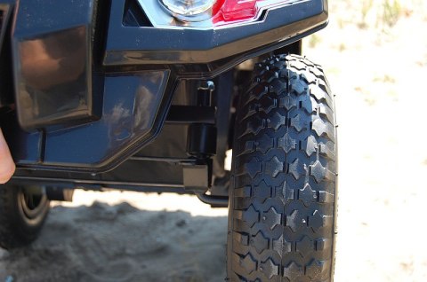 MASYWNY MEGA MOCNY SUV GINNASIO STRONG 2 POMPOWANE KOŁA KLUCZYK/801AIR