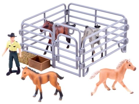 SERIA ZWIERZĘTA FARMA Zestaw koniki z zagrody Figurki + akcesoria ZA2993 SERIA ZWIERZĘTA FARMA Zestaw koniki z zagrody Figurki + akcesoria ZA2993