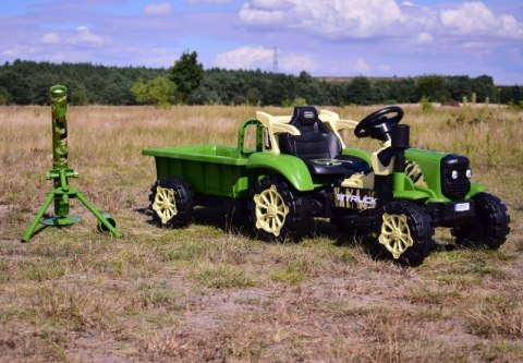TRAKTOR NA AKUMULATOR ZIELONY Z PRZYCZEPĄ + MOŻDZIERZ, MIĘKKIE SIEDZENIE,PILOT/HSD6606