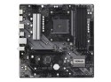 ASRock B550M Phantom Gaming 4 | Processor family AMD | Processor socket AM4 | DDR4 | Supported hard disk drive interfaces SATA,