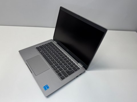 DELL Renew | REFURBISHED Grade B Dell Latitude 5330 | 13.3 " | FHD | Intel Core i3 | i3-1215U | 16 GB | Solid-state drive capaci