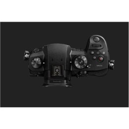 Panasonic LUMIX DC-GH5EG-K DSLM Camera Body 20.3 MP ISO 25600 Display diagonal 3.2 