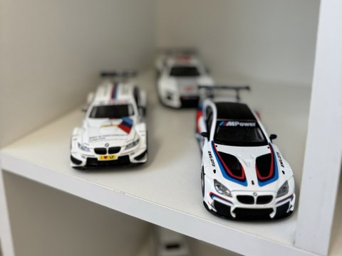 Auto metalowe model sportowe BMW M6 GT3 skala 1:32 światło dźwięk ZA4613
