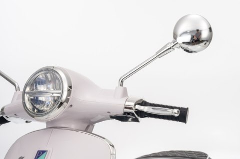 Pojazd Skuter Vespa ROMA Biały