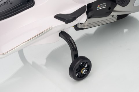 Pojazd Skuter Vespa ROMA Biały