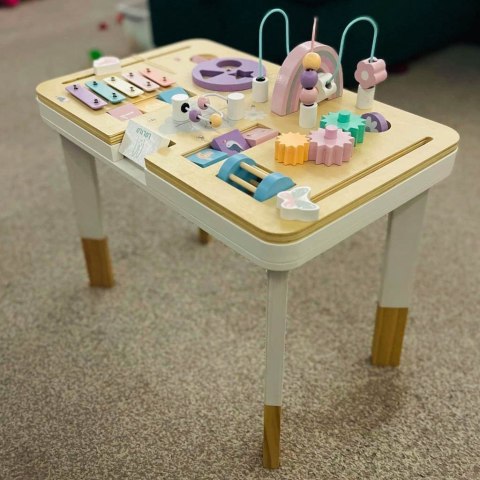 Stolik manipulacyjny LULILO montessori różowy